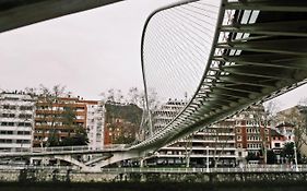ZUBIGANE apartamento junto a la Ría&Parking